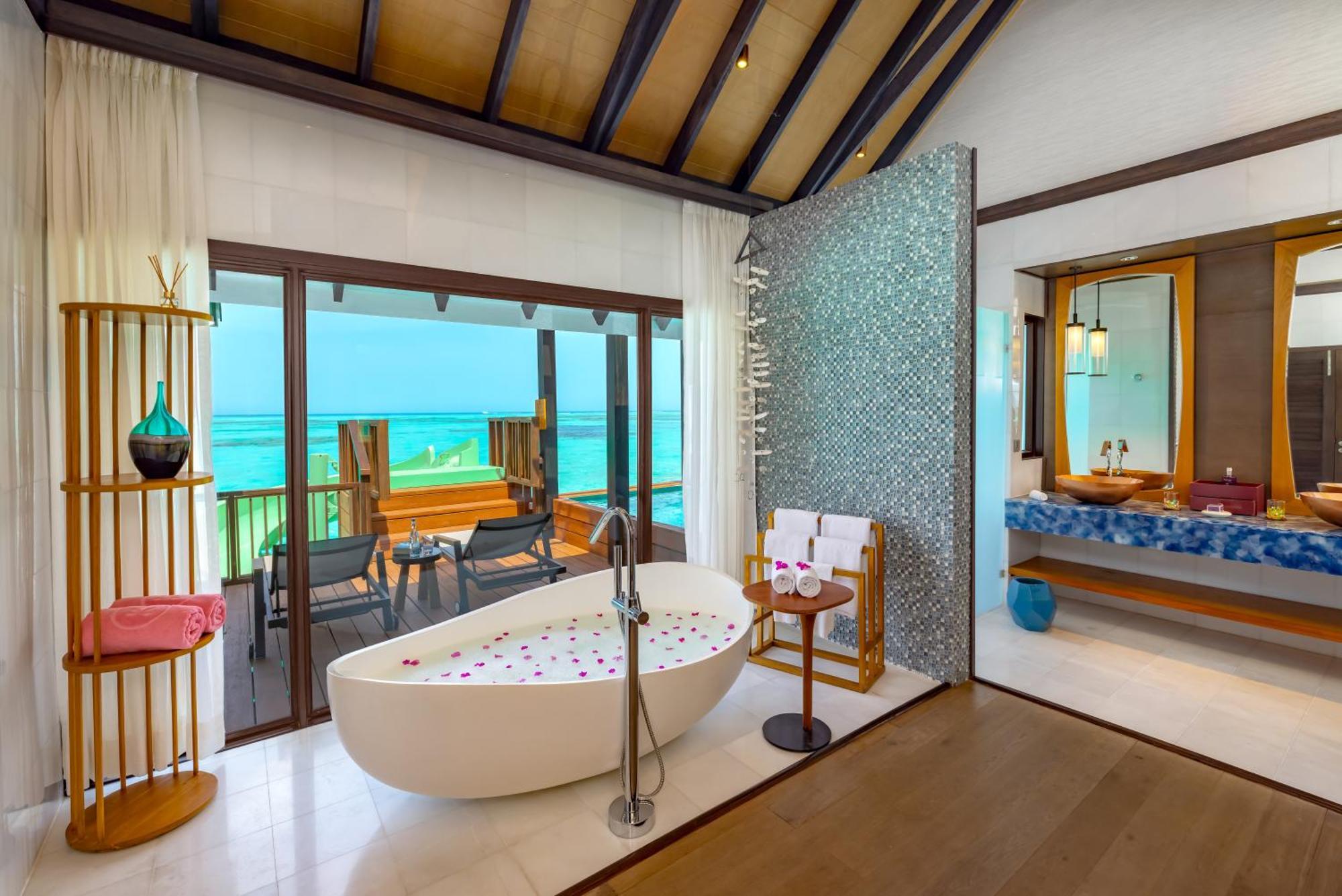 Ozen Life Maadhoo Hotel Maadhoo  Ngoại thất bức ảnh